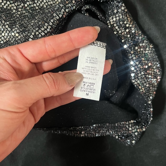 Extra sparkly romper - Picture 4 of 4